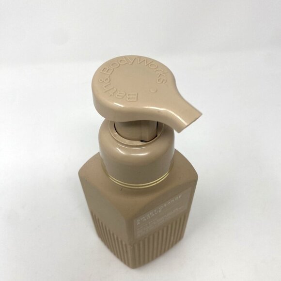 Bath & Body Works Sweet Orange & Agave Gentle Foaming Hand Soap 8.75 Ounce - Picture 5 of 7